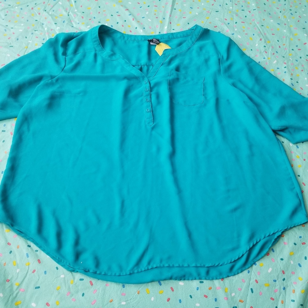 Torrid 3/4 sleeves blouse